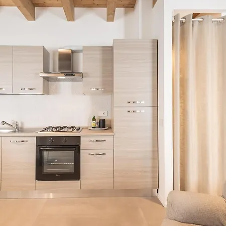 公寓 Tiberio - Centro - 10 Min Fiera E Palacongressi